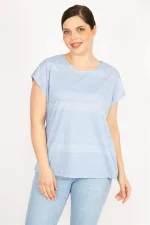 Kadın Bebe Mavisi Büyük Beden Pamuklu Kumaş Düşük Kol Desenli Bluz