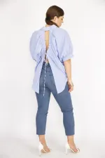 Kadın Büyük Beden Mavi Arkası Yırtmaç Ve Bağcık Detaylı Ön Düğmeli Gömlek 65N36794