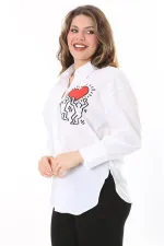 Kadın Büyük Beden Beyaz Ön Düğmeli Arkası Baskılı Gömlek 65N38021