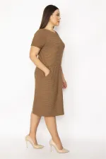 Kadın Sütlükahve Kendinden Çizgili Cepli Elbise 65N29922