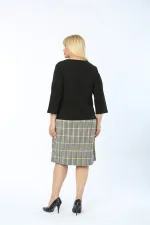 KADIN SİYAH ETEK KISMI EKOSE DESENLİ CEPLİ ELBİSE