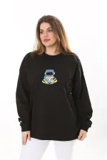 Kadın Büyük Beden Siyah Pamuk Kumaş Nakışlı Sweatshirt 65N37617