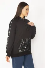 Kadın Siyah Lak Baskı Ve File Detaylı Kapşonlu Kanguru Cepli Sweatshirt 65N28358