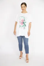 Kadın Beyaz Büyük Beden Rahat Kesim Bisiklet Yakalı Ön Baskılı Tunik