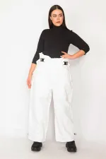 Kadın Beyaz Kese Kağıdı Bel Ve Kup Detaylı Cepli Kot Pantolon 65N33991