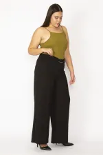 Kadın Siyah Geniş Paçalı Beli Toka Detaylı Klasik Pantolon 65N28520