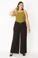 Kadın Siyah Geniş Paçalı Beli Toka Detaylı Klasik Pantolon 65N28520