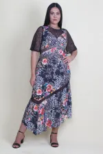 Kadın Renkli Dantel Detaylı Elbise 65N18206