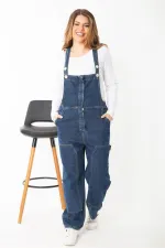 Salopette en jean bleu marine pour femme, boutonnée et à bretelles dissimulées, 65N37372