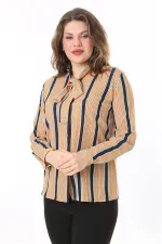 Kadın Büyük Beden Sarı Yakası Fular Bağlamalı Çizgili Bluz 65N38018