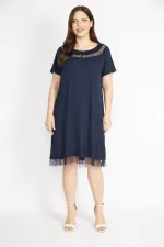 Kadın Lacivert Büyük Beden Yaka Ve Etek Ucu Tül Detaylı Yakası Lastikli Elbise