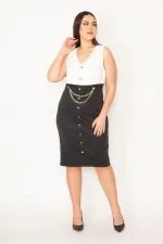 KADIN SİYAH SÜS METAL DÜĞME VE ZİNCİR AKSESUARLI SATEN ELBİSE