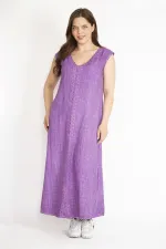 Kadın Eflatun Büyük Beden Dantel Detaylı V Yaka Yan Yırtmaçlı Keten Elbise