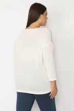 Kadın Kemik Ön Kısmı Desenli Flok Kumaş Kapri Kol Tunik 65N28906