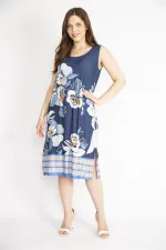 Kadın Lacivert Büyük Beden Yan Yırtmaçlı Kolsuz Elbise