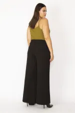 Kadın Siyah Geniş Paçalı Beli Toka Detaylı Klasik Pantolon 65N28520