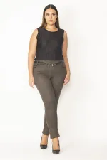 Kadın Haki Ekose Desenli Kemer Aksesuarlı Pantolon 65N28637