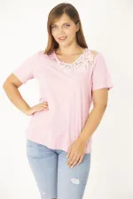 Kadın Büyük Beden Beyaz Pamuk Kumaş Dantel Detaylı Bluz 65N36937