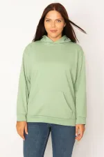 Kadın Yeşil Kapşonlu Kanguru Cepli İçi Şardonlu Sweatshirt 65N34582