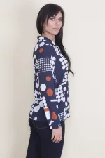 Chemise à motifs boutonnée sur le devant