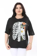 Kadın Büyük Beden Siyah Pamuk Kumaş Ön Baskılı Kısa Kollu Bluz 65N38009