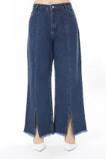 Kadın Büyük Beden Lacivert Yıkama Efektli Kup Ve Yırtmaç Detaylı Kot Pantolon 65N38077