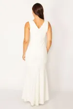 Kadın Kemik Üst Kısmı Ve Arka Yırtmacı Dantel Detaylı Krep Kumaş Uzun Abiye Elbise 65N34153