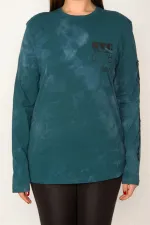 KADIN PETROL PAMUKLU KUMAŞ BATİK DESENLİ UZUN KOLLU BLUZ