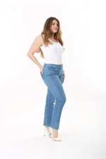 Kadın Büyük Beden Mavi Likralı 5 Cepli Kot Pantolon 65N37482