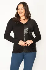 Kadın Siyah Yarısı Pul Payet Detaylı V Yaka Bluz 65N30422