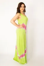 Kadın Yeşil Batik Baskılı Maksi Boy Elbise 65N33967