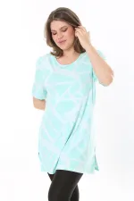 Kadın Büyük Beden Yeşil Bisiklet Yakalı Kısa Kollu Çizgili Tunik 65N37851