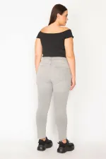Kadın Gri Likralı Kot Yırtık Detaylı 5 Cepli Skınny Pantolon 65N29525