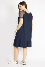 Kadın Kırmızı Büyük Beden Kolları Tül Yakası Lastik Detaylı Etek Ucu Katlı Elbise