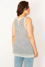 Kadın Kemik Etek Ucu Dantelli Çizgili Bluz 65N33671