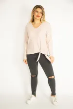 Kadın Gri V Yakalı Kabartma Desenli Ön Bağcıklı Bluz 65N35168