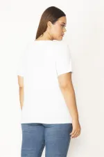 Kadın Beyaz Büyük Beden Pamuklu Kumaş Ön Baskılı Bluz