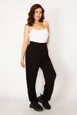 Kadın Siyah Beli Ve Paçaları Lastik Detaylı Rahat Kesim Cepli Spor Pantolon 65N33763