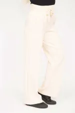 Kadın Bej Likralı Scuba Kumaş Beli Geniş Lastik Ve Ütü İzi Dikiş Detaylı Pantolon 65N35275