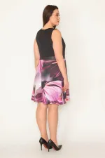 ROBE FEMME À MOTIF FLORAL AVEC COL NOIR