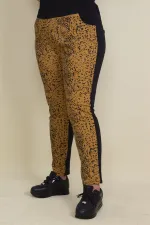 Kadın Beyaz Lak Desenli Bel Lastikli Cepli Pantolon 65N17892