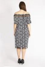 Kadın Lacivert Büyük Beden Yaka Ve Etek Ucu Tül Detaylı Yakası Lastikli Elbise