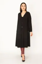 Kadın Siyah Sandy Kumaş Payet Detaylı Ön Düğmeli Kapşonlu Kap 65N31703