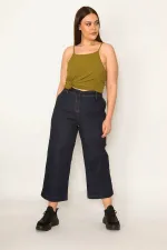 KADIN LACİVERT KLASİK KESİM YAN CEPLİ GENEİŞ PAÇALI BİLEK BOY KOT PANTOLON