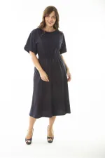 Kadın Büyük Beden Lacivert Beli Gipe Lastik Detaylı Yarasa Kol Elbise 65N36900