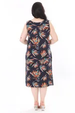 Kadın Büyük Beden Renkli Bisiklet Yakalı Göğüs Pileli Kolsuz Uzun Elbise 65N37946