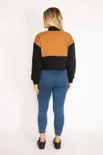 Women's Tan, Ribbed, 3-Thread Collar, Zippered, Two-Tone Sweatshirt 65N35066