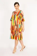 Kadın Fujya Büyük Beden Omuz Dekolteli Dokuma Viskon Kumaş Yan Cepli Elbise