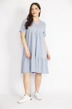 Kadın Bebe Mavisi Büyük Beden Ön Pat Düğmeli V Yakalı Katlı Elbise
