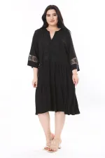 Kadın Büyük Beden Siyah Yaka Ve Kolu Dantel Detaylı Katlı Elbise 65N37929